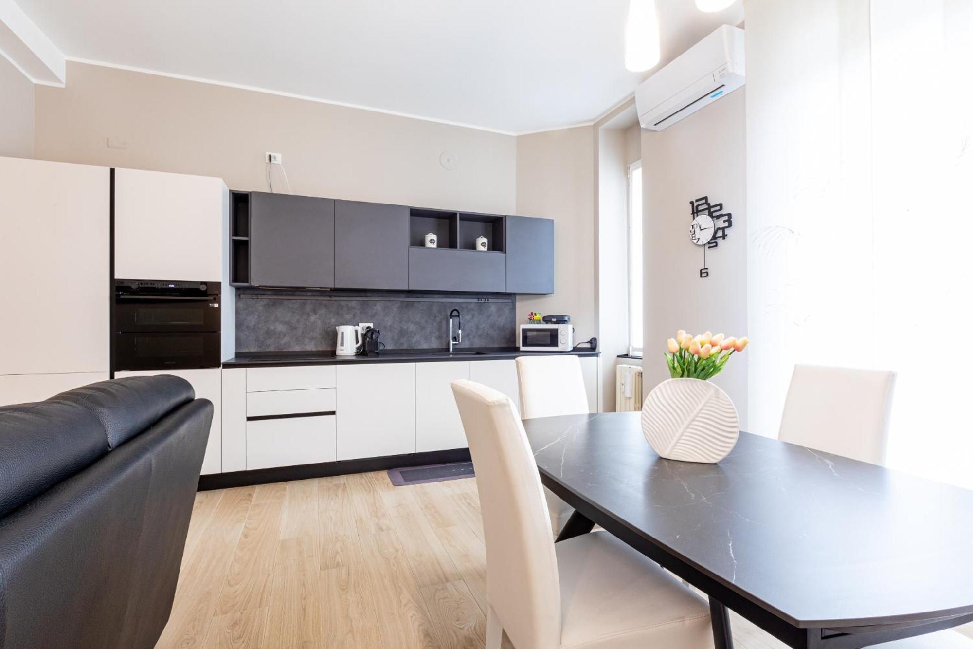 Appartement Certosa Enchanting With Balcony - Collection *