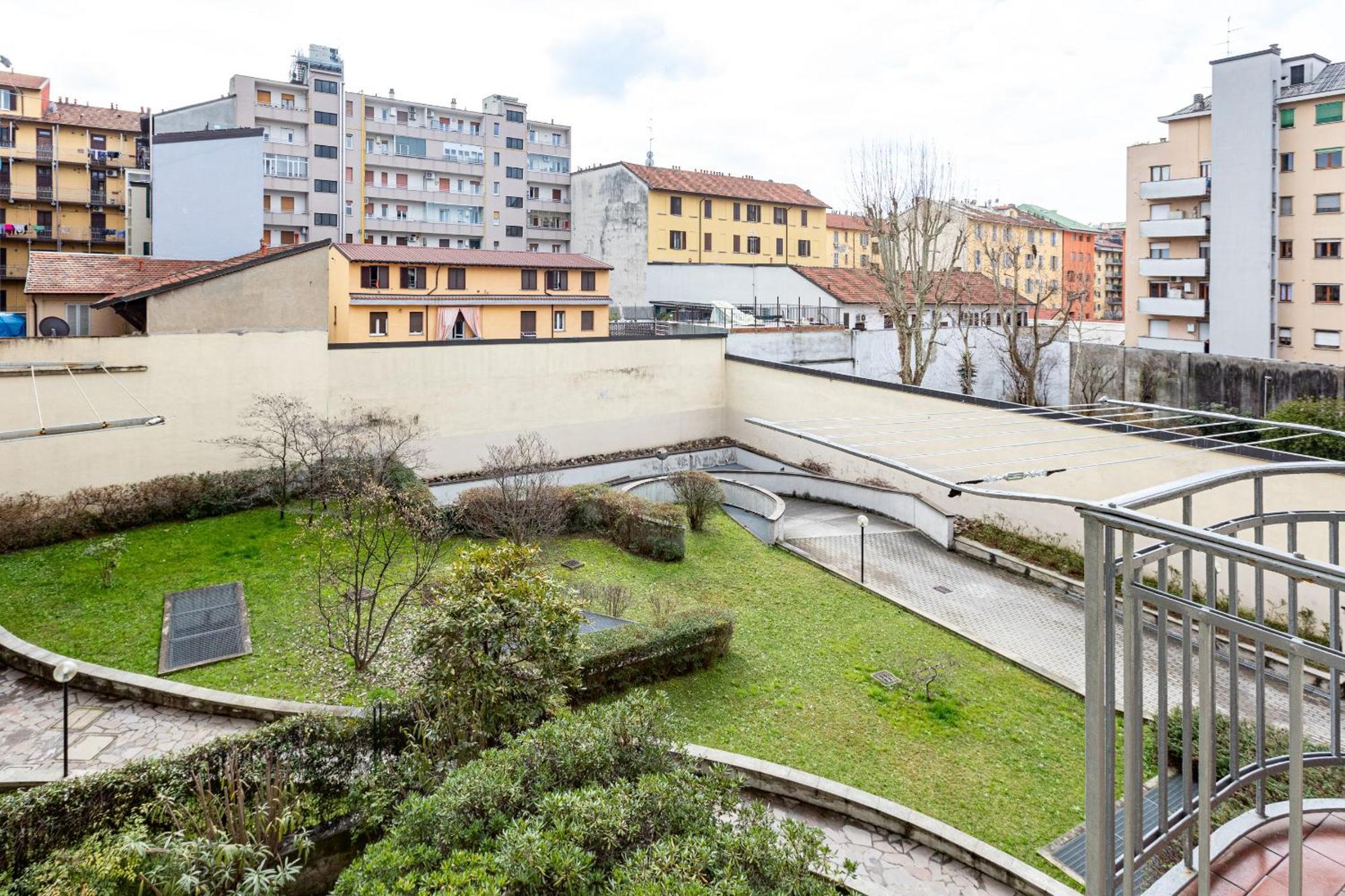 Certosa Enchanting With Balcony - Collection Appartement